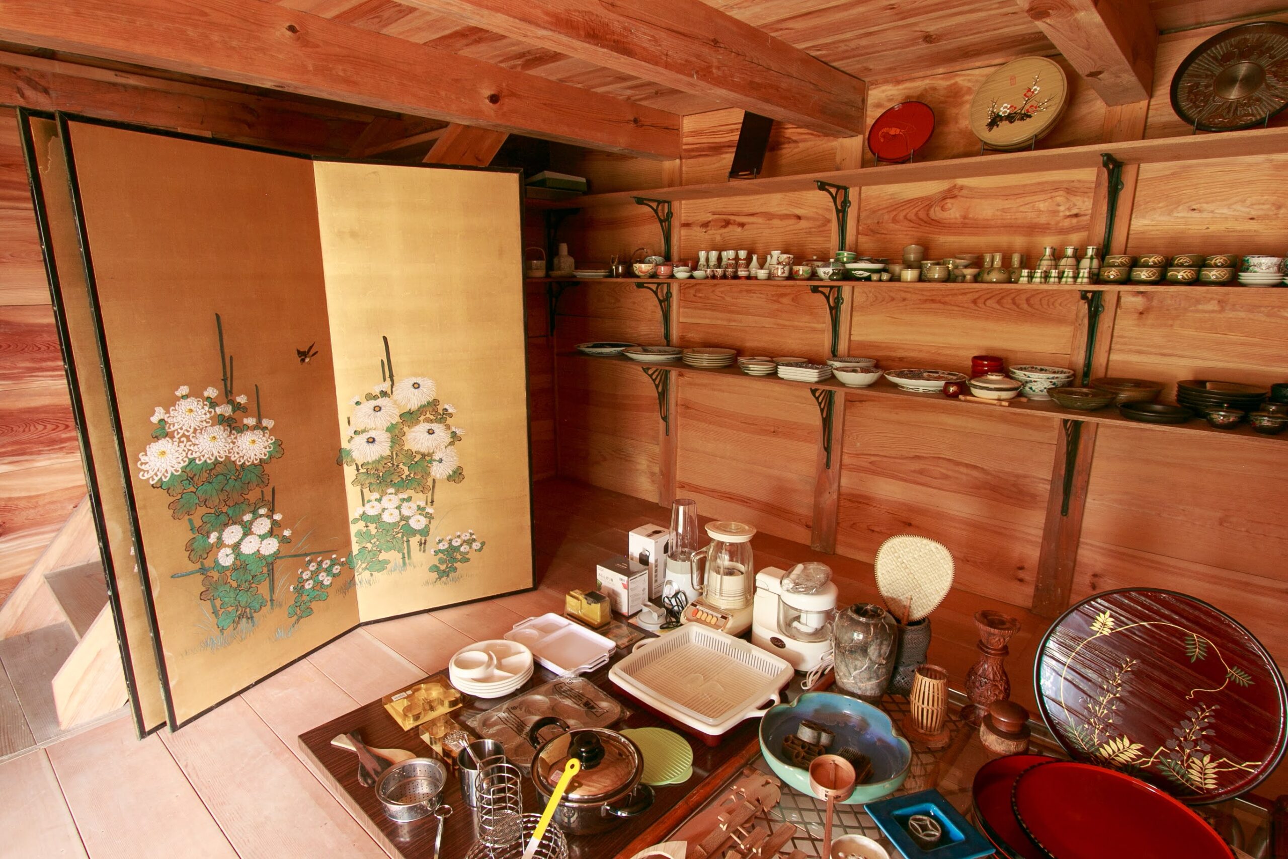 一度きりの 古民家 蔵出し市